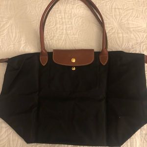 Black Longchamp Le Pliage tote large black